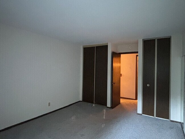 Building Photo - Great 1 BR/1 BA Condo in the Heart of Litt...