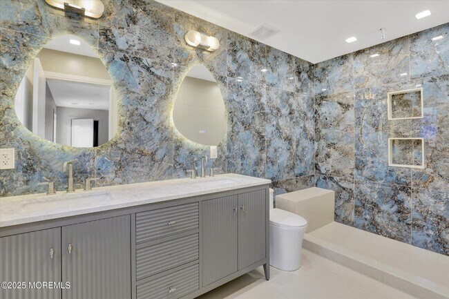 Building Photo - 243 Woodcrest Rd