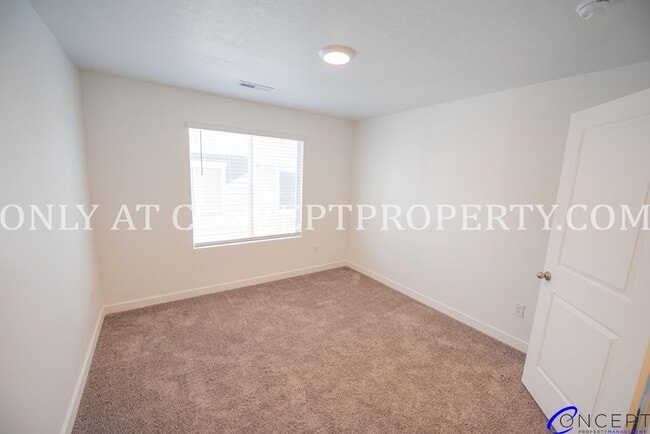 Building Photo - Brand-New Beautiful Spacious Modern Townhome in Lehi with Luxury Finishes & Prime Amenities