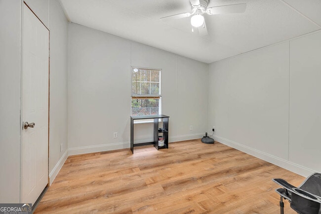 Building Photo - 1093 Timber Landing Rd