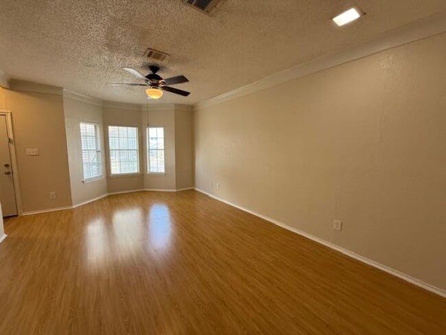 Building Photo - 1315 Speight Ave
