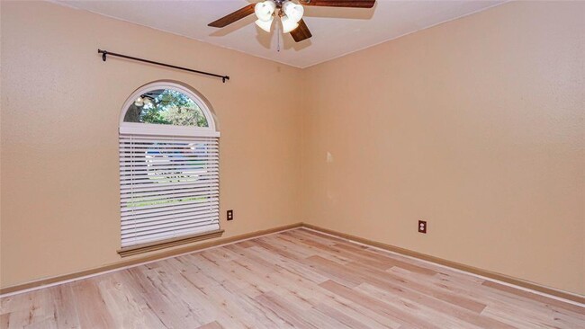 Building Photo - 4819 Marywood Dr