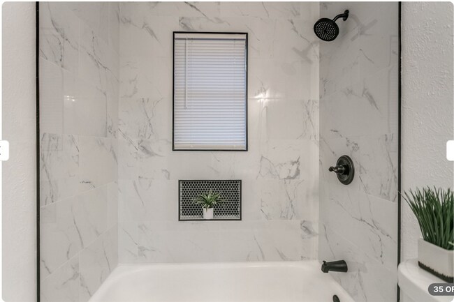 Building Photo - ASK ABOUT OUR VALENTINES DAY MOVE-IN SPECI...