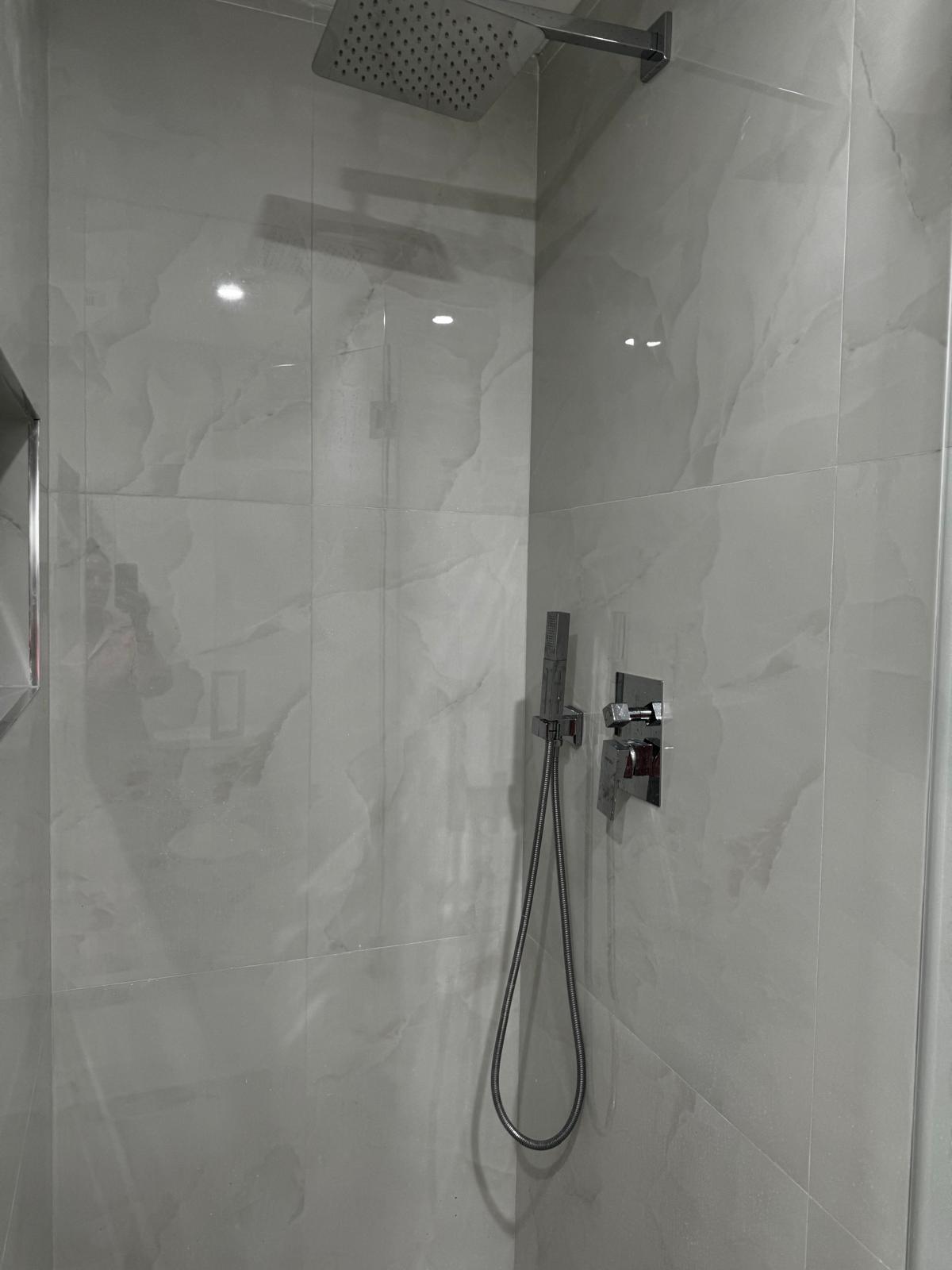 Building Photo - 2461 SW 82nd Ave