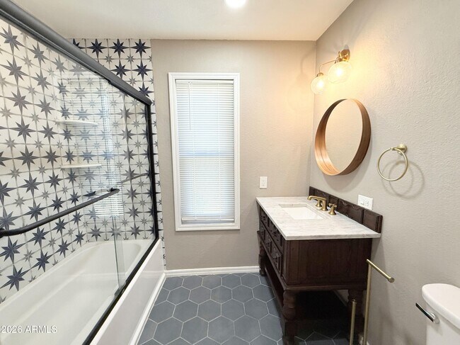 Building Photo - 10420 North 11th St