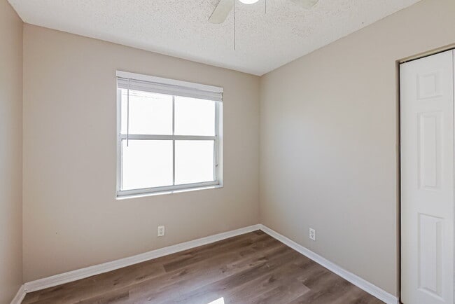 Building Photo - 3372 Orinoco Ln