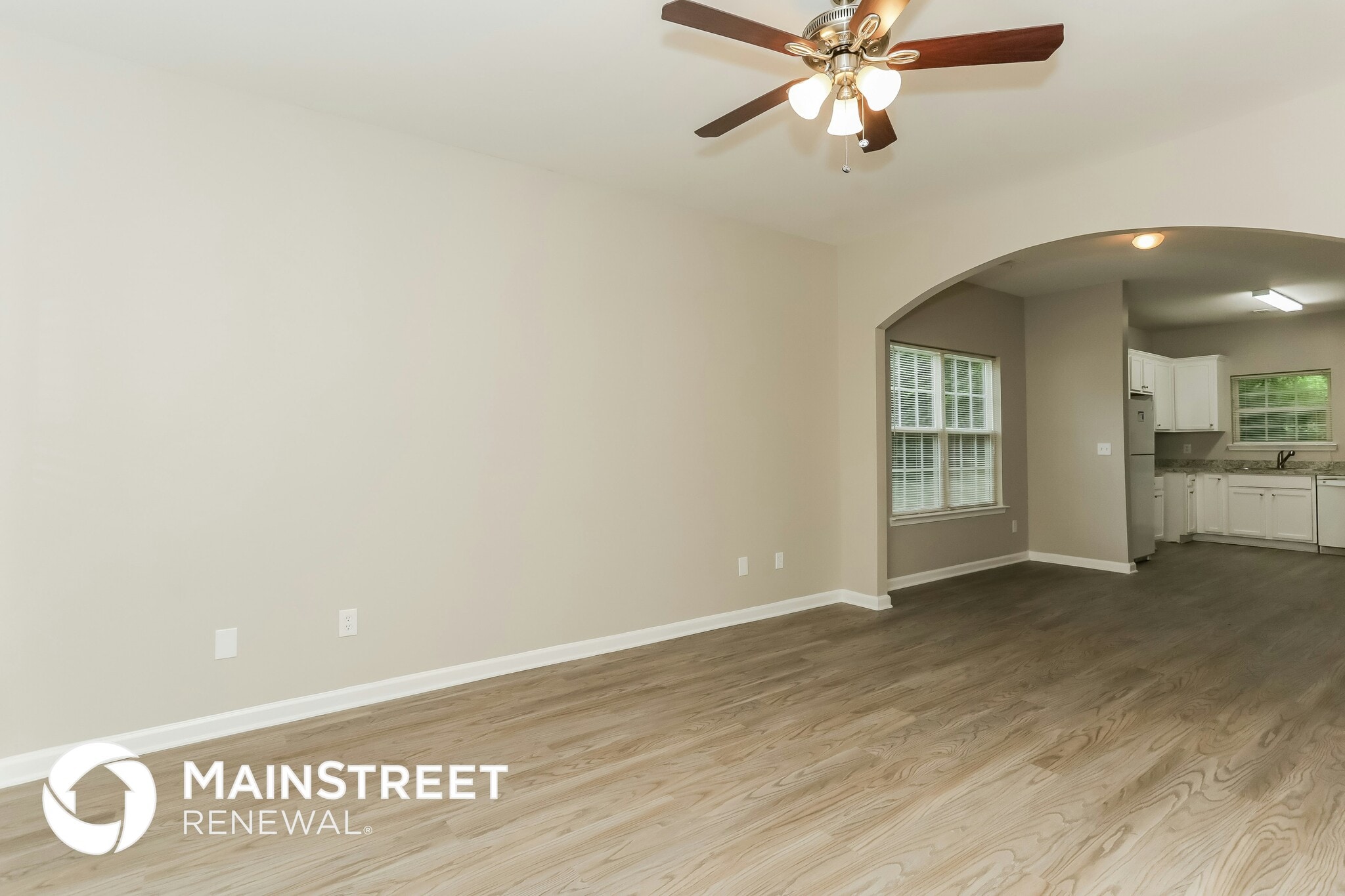 Building Photo - 2019 Reynolds Dr SW