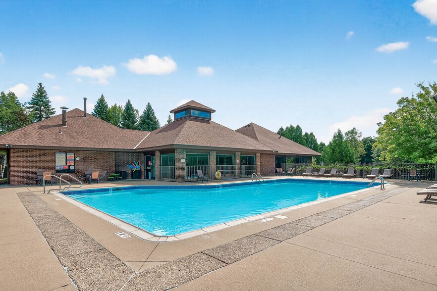 Building Photo - Oak Pointe Apartments