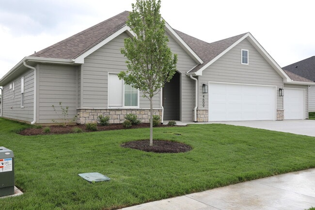 Building Photo - 4609 Chambers Bay Dr