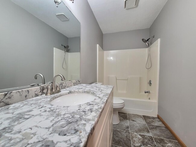 Building Photo - 2932 Northern Slopes Ln NE