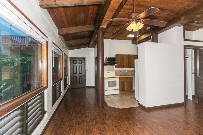 Building Photo - 45-308-308 Kahiko St