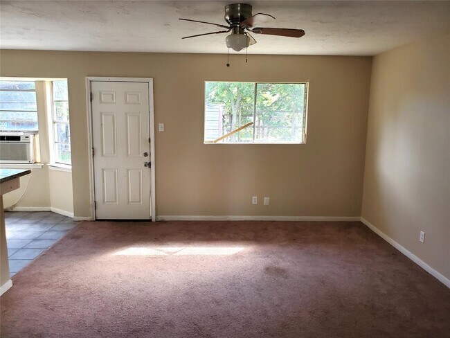 Building Photo - 4919 Redfish Reef Dr