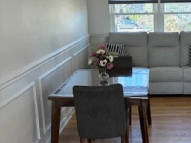 Building Photo - 108 Chicago Ave