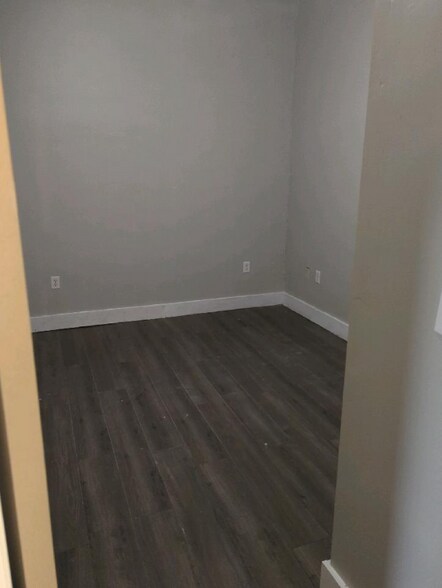 Building Photo - 440 Franklin Ave