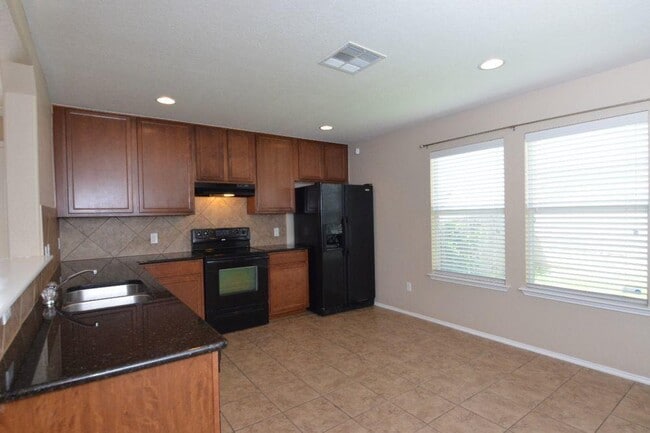 Building Photo - 11525 Autumn Ash Dr