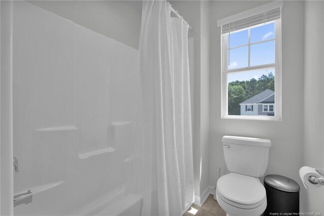 Building Photo - 156 Chinook Ln