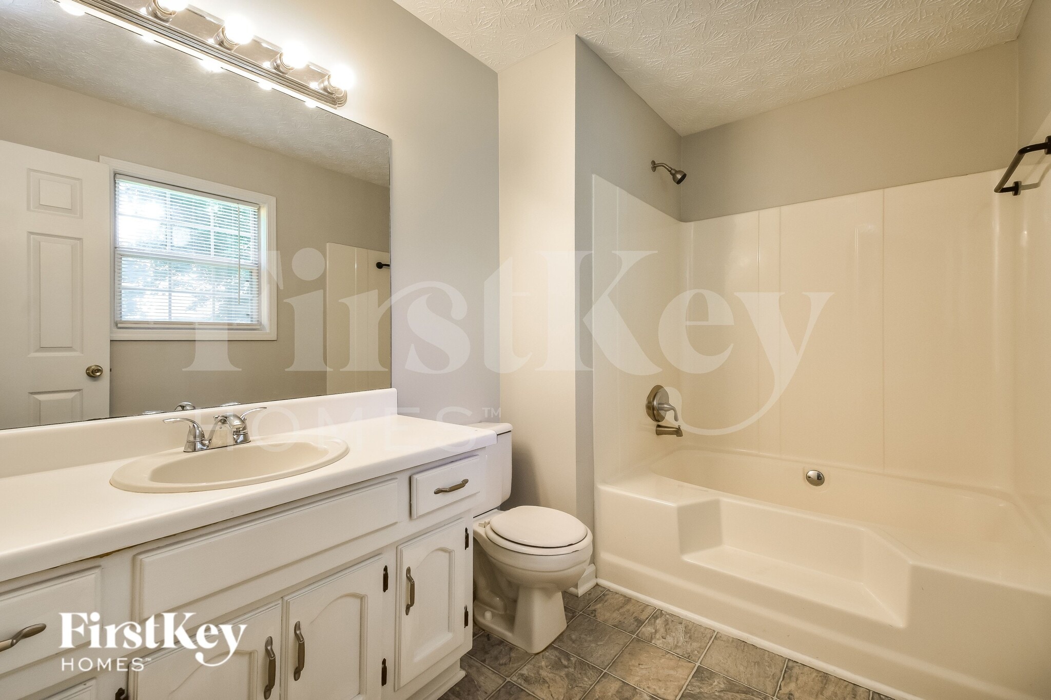 Building Photo - 4112 Springridge Trce SW