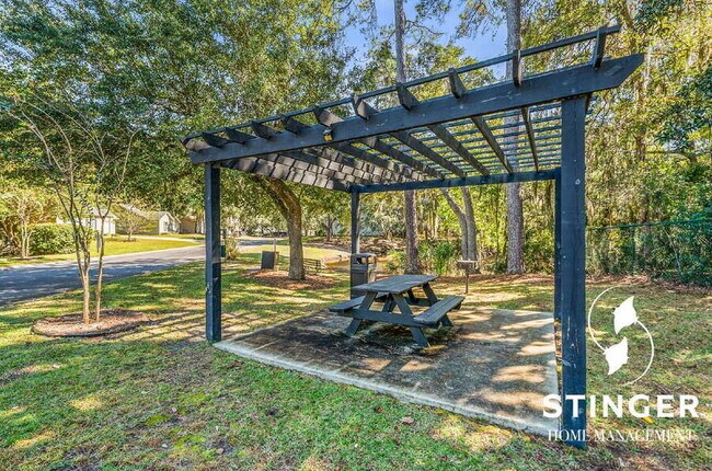 Building Photo - 36 Brindlewood Dr