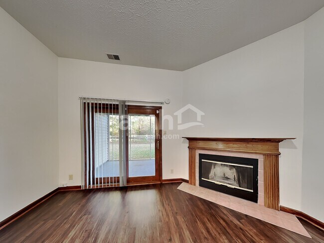 Building Photo - 9940 Wellcroft Ln