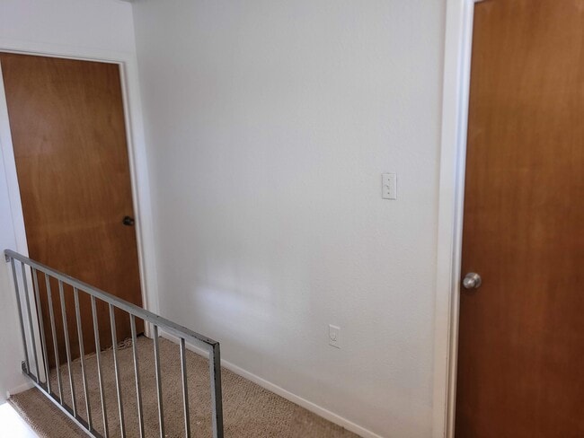 Upstairs hallway - 8801 Clearbrook Trail