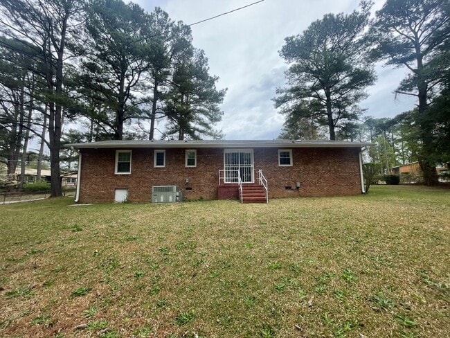 Building Photo - 5039 Coker St