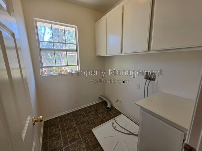 Building Photo - 2525 Villamonte Ct