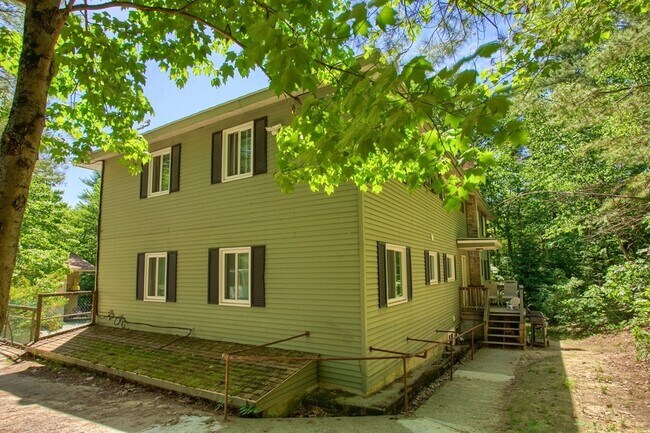 Building Photo - 110 State Rd E