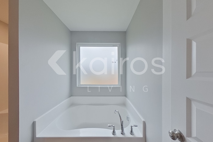 Building Photo - 6139 Taramore Ln NW