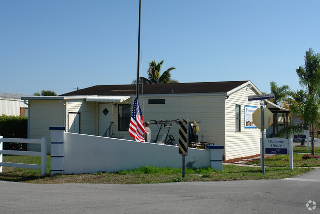 Building Photo - Southwind Village