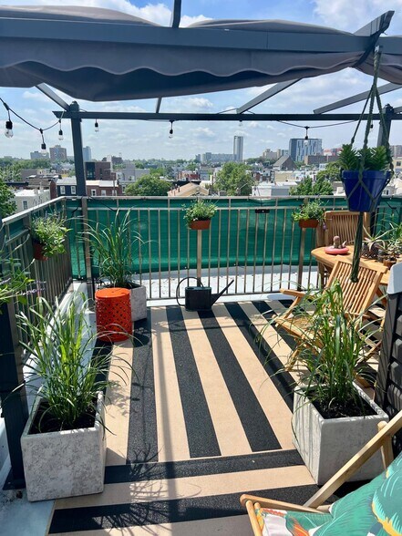 Rooftop Deck - 1449 N 4th St