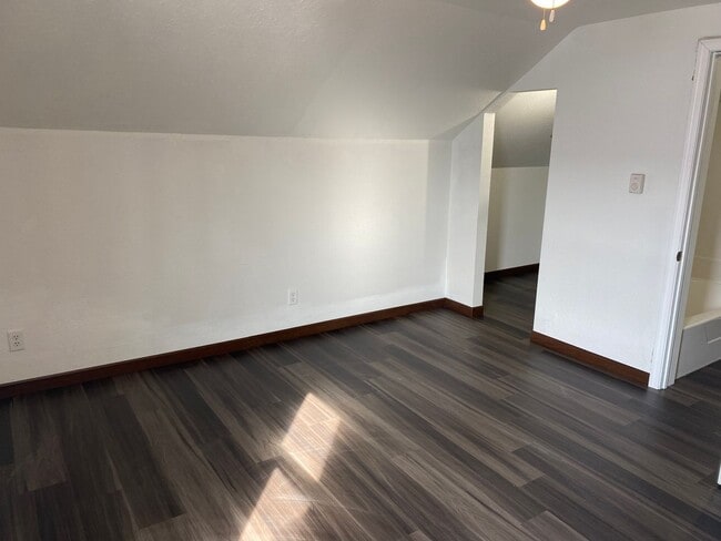 Building Photo - 210 N 1st Ave
