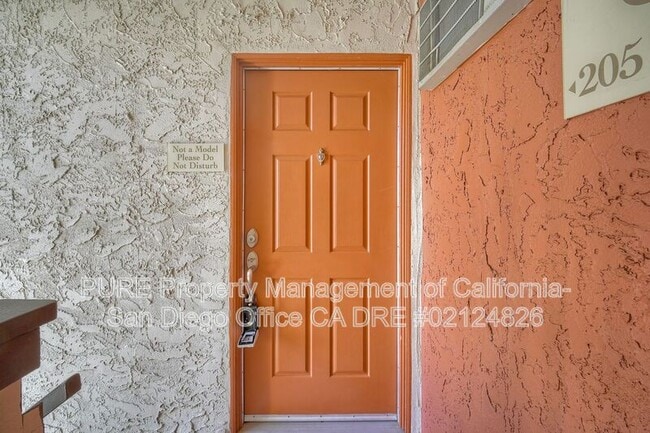 Building Photo - 9909 Azuaga St