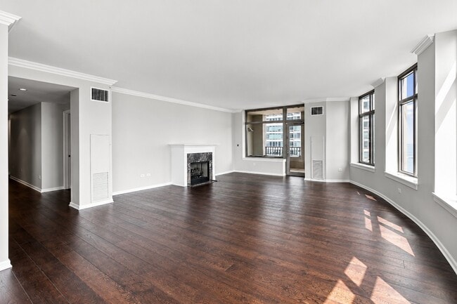 Building Photo - 530 N Lake Shore Dr