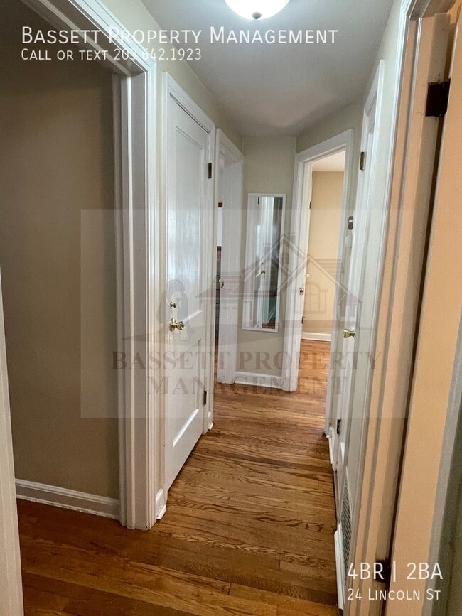 Building Photo - 24 Lincoln St