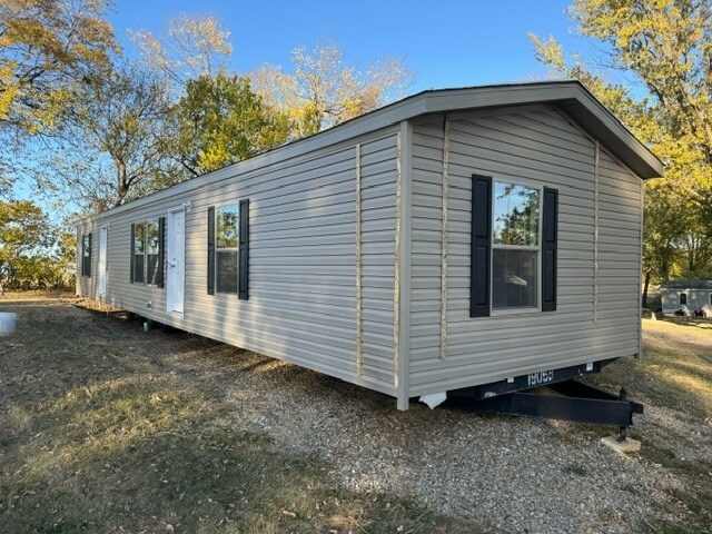 Building Photo - 414 Abens Ave