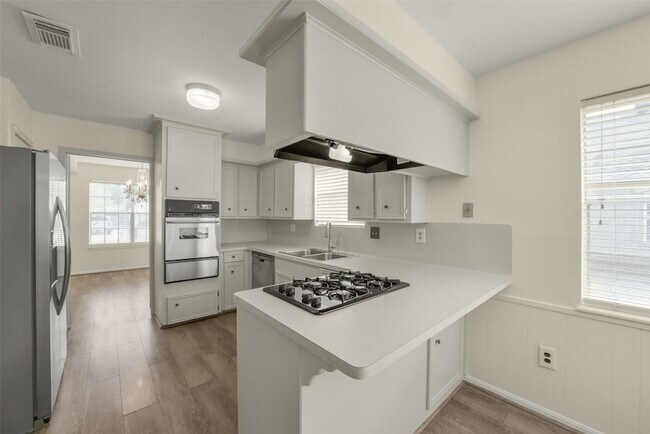 Building Photo - 7818 Kleingreen Ln