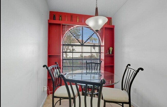 Building Photo - 13526 Fountain View Blvd