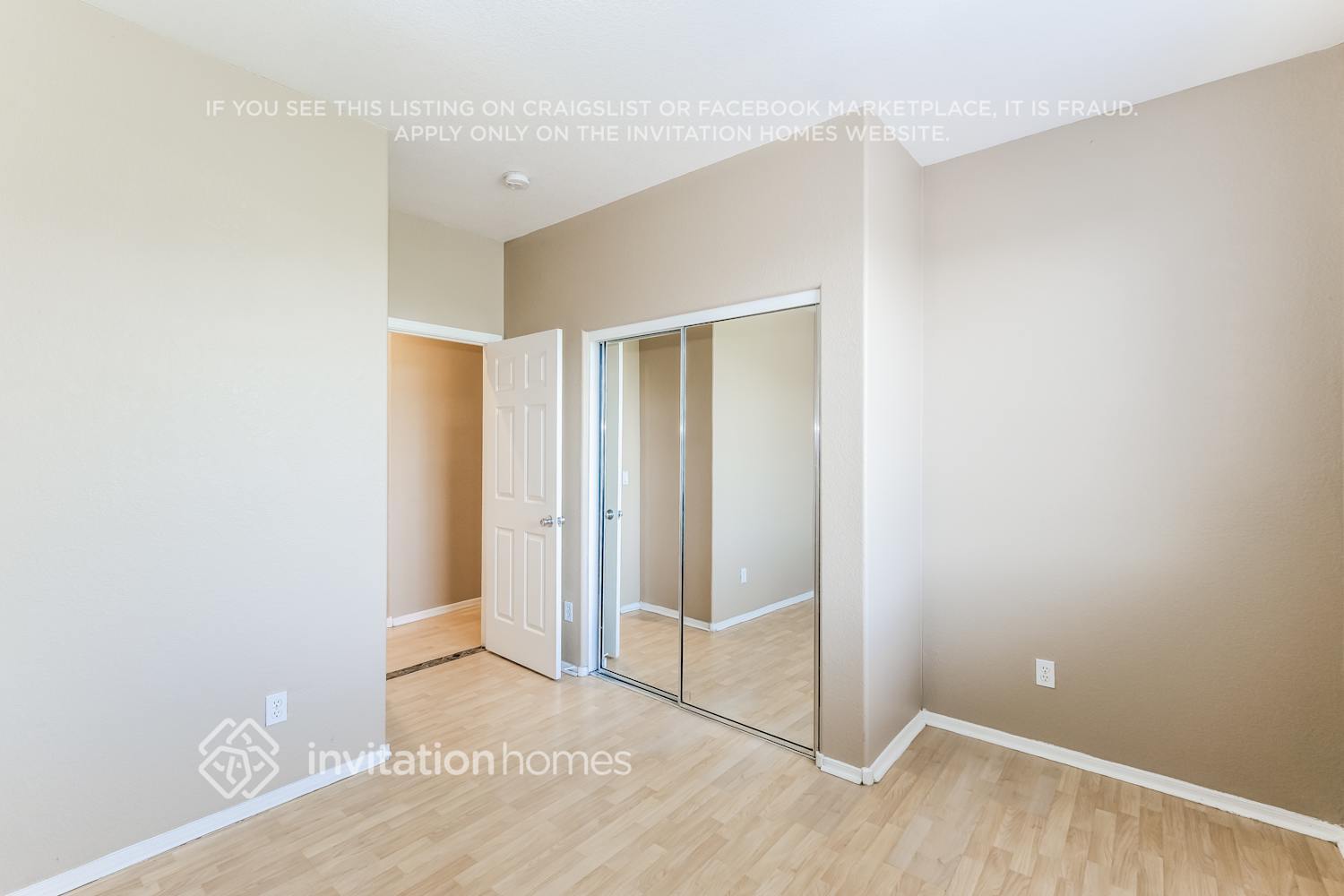 Building Photo - 3837 W Darrow St