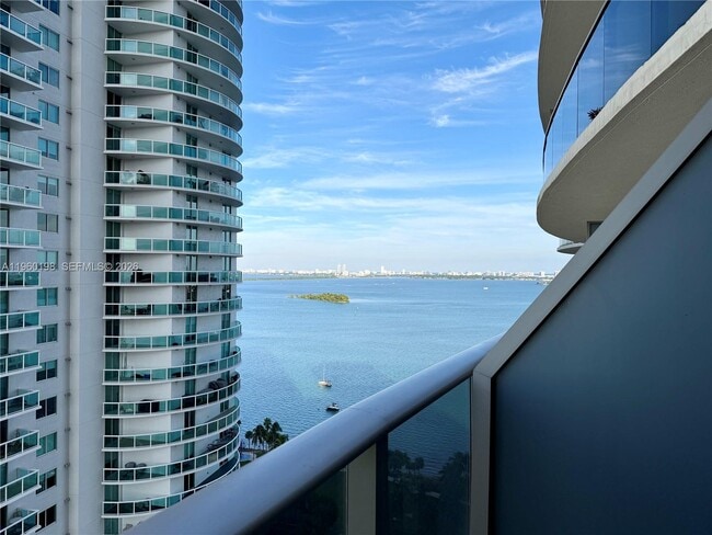 Building Photo - 488 NE 18th St