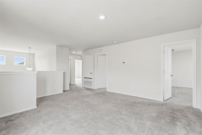 Building Photo - 201 Katie Elder Dr