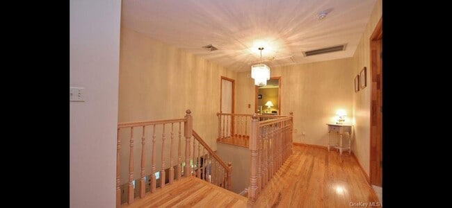 Building Photo - 15 Ryder Ct