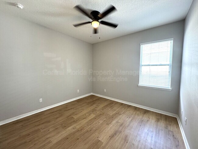 Building Photo - 13131 Penshurst Ln