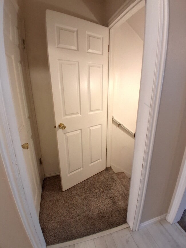 Building Photo - 361 N 700 E