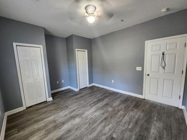 Building Photo - 302 Kiskadee Loop