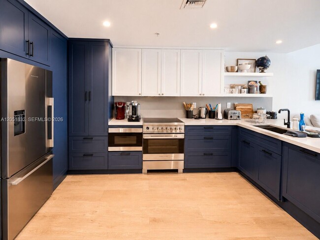 Building Photo - 6580 Indian Creek Dr