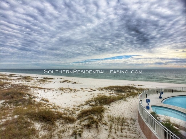 Building Photo - 13333 Johnson Beach Rd Unit 204 ~by Southern