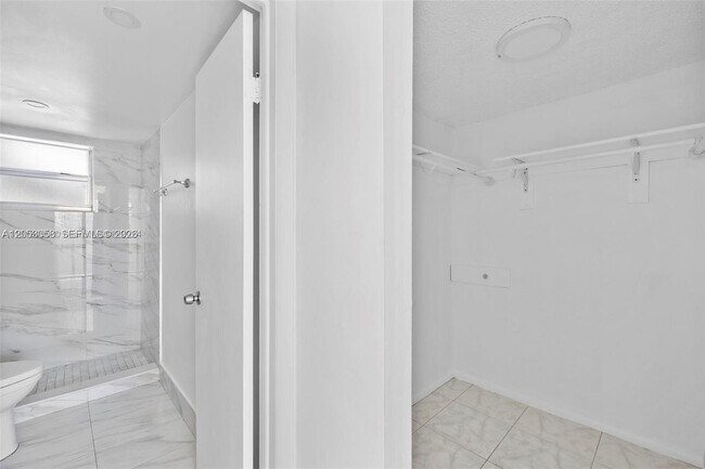 Building Photo - 14185 SW 87th St