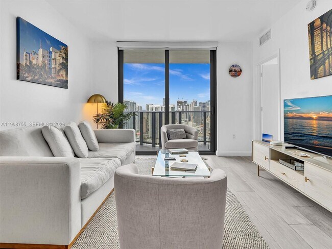 Building Photo - 45 SW 9th St