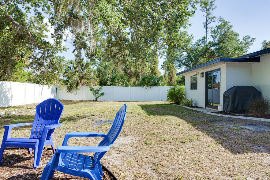 Building Photo - 2822 Palomar St