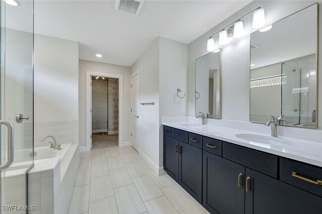 Building Photo - 9034 Bexley Dr